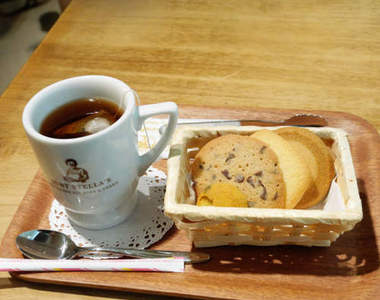 詩特莉阿姨《餅乾吃到飽》吃六片就回本