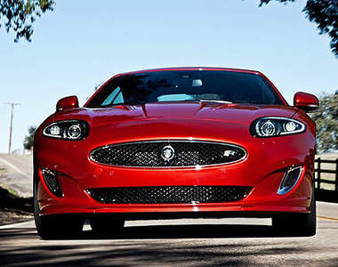 變臉預備《Jaguar XK》性感雙唇要消失了？