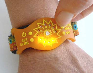 Sunfriend UV紫外線追蹤手環 讓你天氣再熱也不用怕