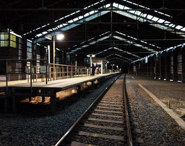 飄來ㄍㄧ拐聲的無人車站《峠站》大雪覆蓋超有廢墟感