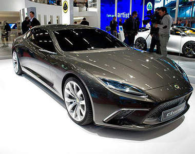 《蓮花新車車》除了熱血的跑車還有......