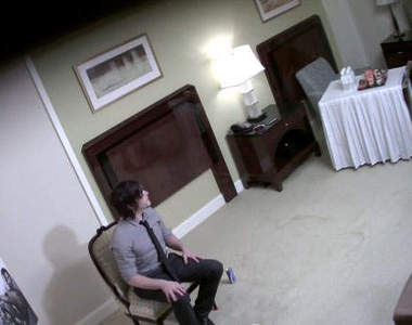 《陰屍路惡作劇》Norman Reedus在日本被殭屍偷襲？！