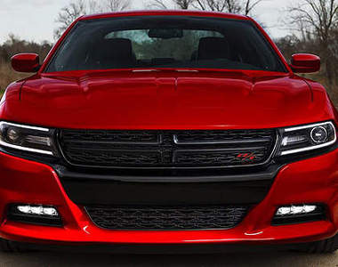2015年式《Dodge Charger》廣告和車車一樣精彩