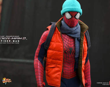 HOT TOYS《蜘蛛人驚奇再起》人偶 休閒風颯爽登場