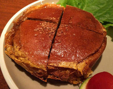 日本網友狂推《壓扁漢堡派》被踩扁的絕品就是它