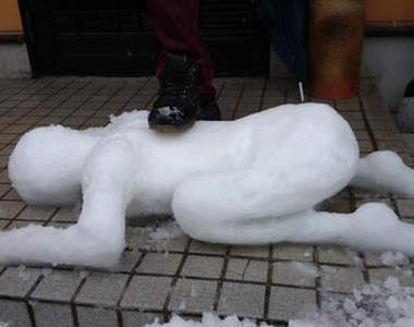日本大雪警報《個性雪人》出沒中 大家都好有才啊ww