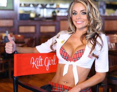 波霸餐廳Tilted Kilt 這裡真是視覺享受大過於美食享受啊