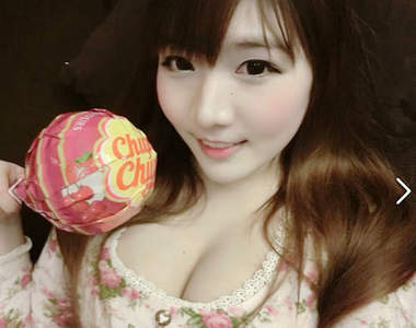 泰國棒糖妹Arisara Karbdecho　如此可愛的她竟然也有顆宅宅美人痣　