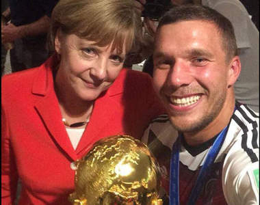 世界盃《德國隊更衣室》這麼冷靜的慶祝方式也很德國