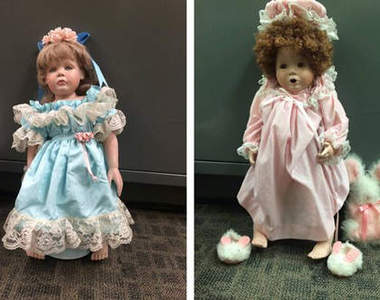 家門口被放了和自己女兒神似的洋娃娃　應該要怎麼辦…？