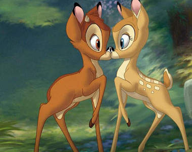 《迪士尼KISS鏡頭》點到為止跟熱情深吻(?)都有呢(*´Д`*)