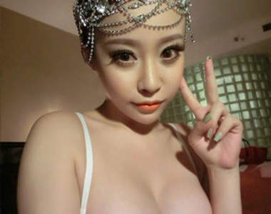 廣東DJ爆乳妹BowieMaMa　卡卡的跳針跳針叫我姐姐