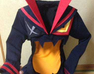 真實版神衣鮮血　粉絲用心製作完全重現