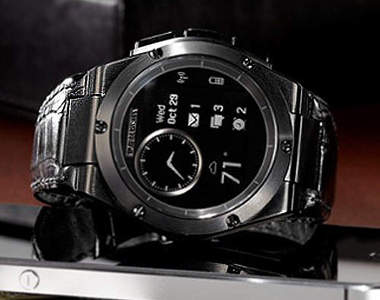 HP全球限量《MB Chronowing》有傳統外表的智慧型手錶