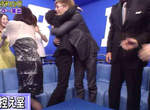 GACKT×西川貴教之「愛的抱抱」也也...也太害羞了吧⚈̤꒫⚈̤ GACKT×西川貴教之「愛的抱抱」也也...也太害羞了吧⚈̤꒫⚈̤