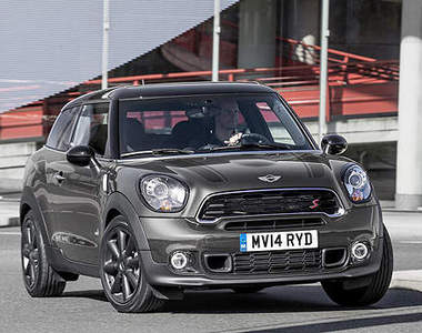 小改款《Mini Paceman》北京車展帥氣變臉