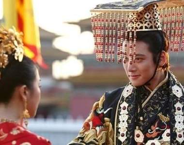 2014《韓劇話題人物排行榜》有些角色男人不壞女人不愛？