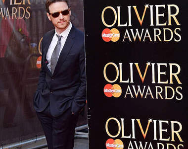 詹姆斯麥艾維雜誌照 35歲(?!)生日快樂