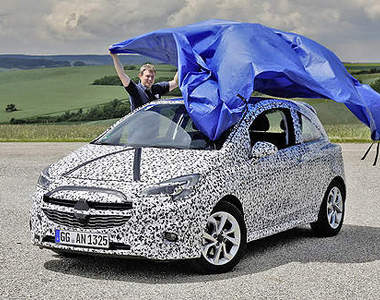 新《Opel Corsa》官方間諜照也未免穿太多了吧