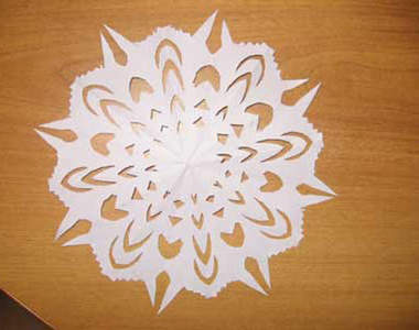 24個《雪花剪紙教學》一起來為聖誕節準備吧