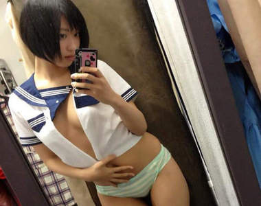 《寫真女星自拍社》超過百位寫真女星加入的新人氣社團♥