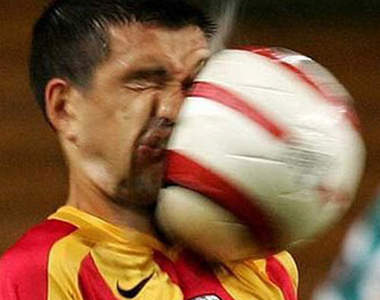 《龜速 Youtube 影片》等你播完我頭髮都白了