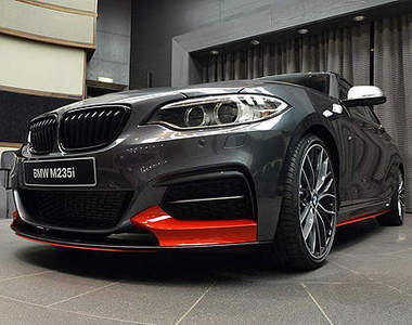 勁裝上身《BMW M235i》阿布達比帥氣亮相