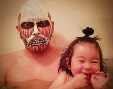 《超萌父女泡澡照》妹妹妳真的看過把拔長什麼樣嗎wwww