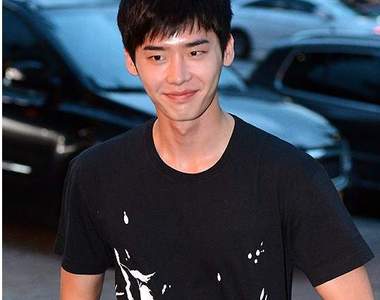 《李鐘碩相似顏》真的不是鐘碩穿女裝嗎？！