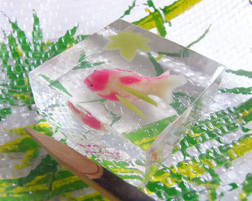 夏季和菓子 看就覺得很清涼呀 夏季和菓子 看就覺得很清涼呀
