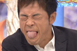 ［放送事故］陣內智則家中情趣用品竟然意外入鏡(/▽＼*)