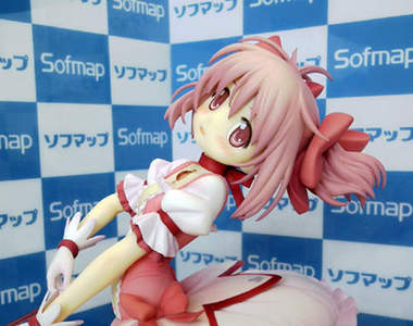 Sofmap背景箱開賣　自己來舉辦一場寫真女星發表會吧