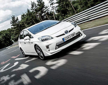 創紀錄《Toyota Prius PHV》竟然也要挑戰紐柏林賽道?