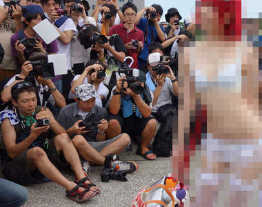 《COSER的黑暗面》或者該說是現代社會的黑暗面……