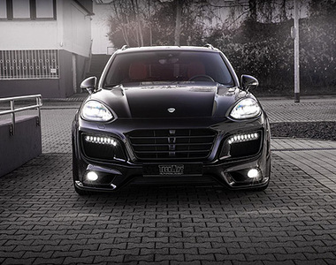 TechArt改造《Porsche Cayenne Turbo S》黑色勁裝更殺氣