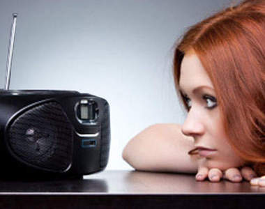 都市傳傳說《神秘電台》粉絲們今日依然繼續監聽中