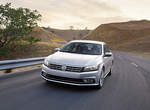 小改款美規《VW Passat》臉蛋微整是不是更有型呢? 小改款美規《VW Passat》臉蛋微整是不是更有型呢?