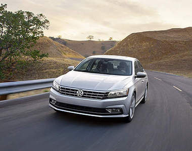 小改款美規《VW Passat》臉蛋微整是不是更有型呢?