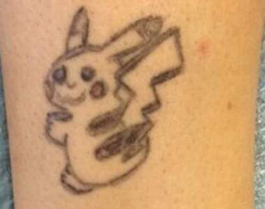 微整形《皮卡丘刺青》巧手刺青師讓皮卡丘不再哀怨