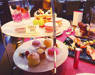 《Anna Sui 下午茶》以後不小心把化妝品吃進肚子裡怎麼辦XD