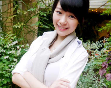 小香看正妹《明禎》來自馬來西亞超火紅的活力女孩