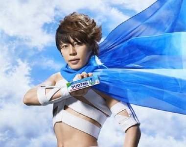 《Wentz瑛士、西川貴教》穿上同款性感服裝登台表演(〃∀〃)