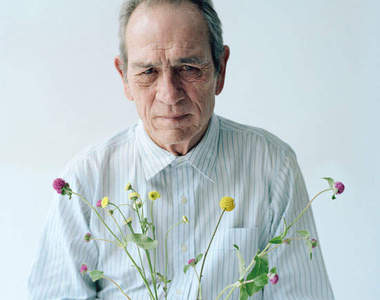 《詭異明星雜誌照》藝術就是讓人看不懂...