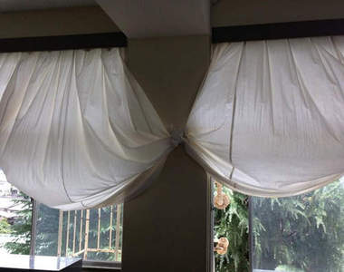 《乳袋窗簾》日本男校生的午後消遣