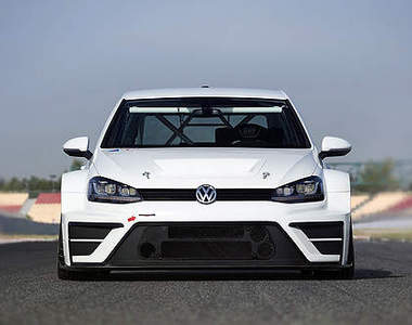 馬力330匹《VW Golf TCR賽車》蓄勢待發準備出征