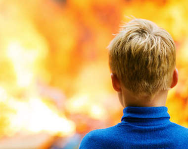 火燒屁股也不怕的《火災鎮定哥》會不會是下一個意外爆紅的素人?