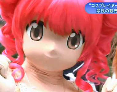 女高中生的野心《COSPLAY觀光》我高中的時候在幹什麼啊？