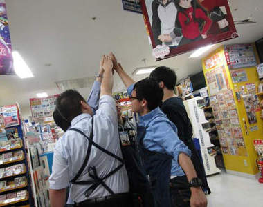 《最歡樂的職場?》動漫專賣店安利美特的店長與夥伴們