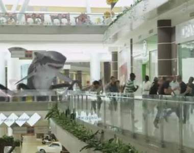 前所未見《章魚鯊vs狼人鯨》電影 新種類源源不絕啊...