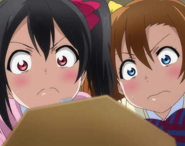 《LoveLive馬賽克拼貼》3000張遊戲王卡片能變出什麼魔術？